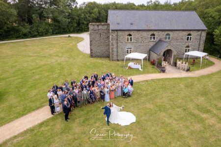 darwin lake wedding photography bride groom all guests drone darwin hall