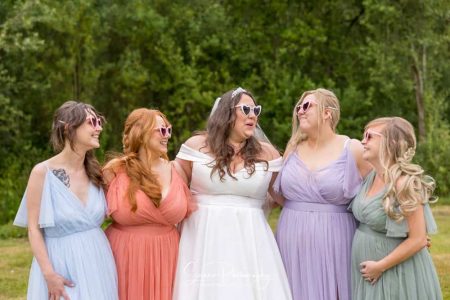 darwin lake wedding photography bride girls in sunglasses fun