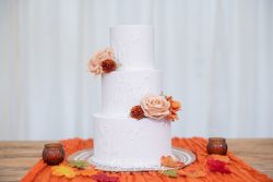 Spring lakes wedding events nottingham cake