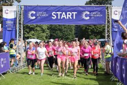 Race for Life Pretty Muddy start line commercial photography nottingham cancer research uk start line girls woman wearing pink race for life pretty muddy charity race